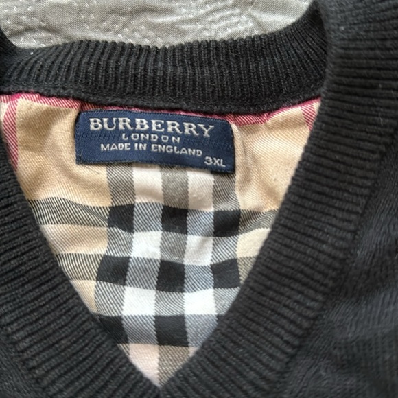 Burberry sweater - Picture 2 of 3